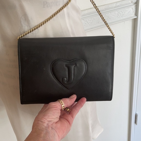 “Juicy Couture” Black Leather Crossbody Purse. Perfect for Date Night ! - Picture 7 of 8